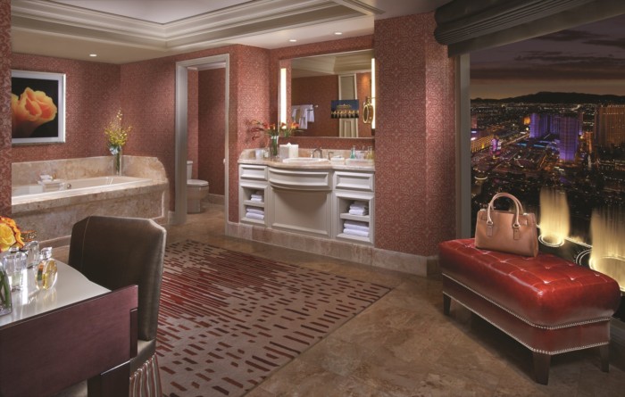 Cypress Suite Bathroom | Suites at Bellagio