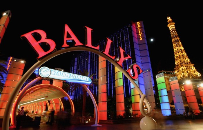 Entrance | Suites at Bally's Las Vegas