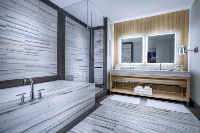 Grand Suite Bathroom | Suites at The Palms Casino Resort