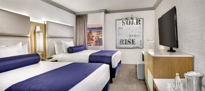 Guestroom | Suites at Stratosphere Hotel, Casino & Tower, BW Premier Collection