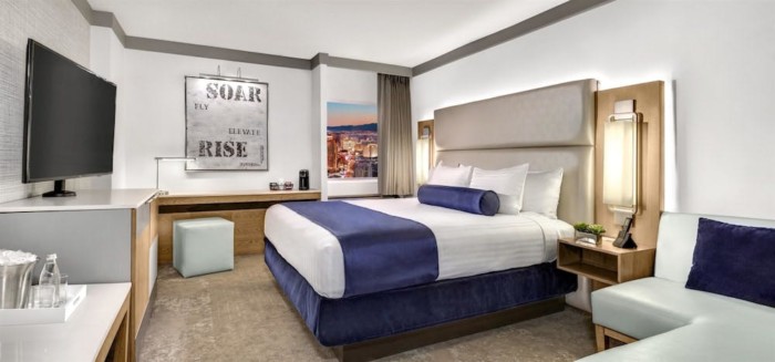 Guestroom | Suites at Stratosphere Hotel, Casino & Tower, BW Premier Collection