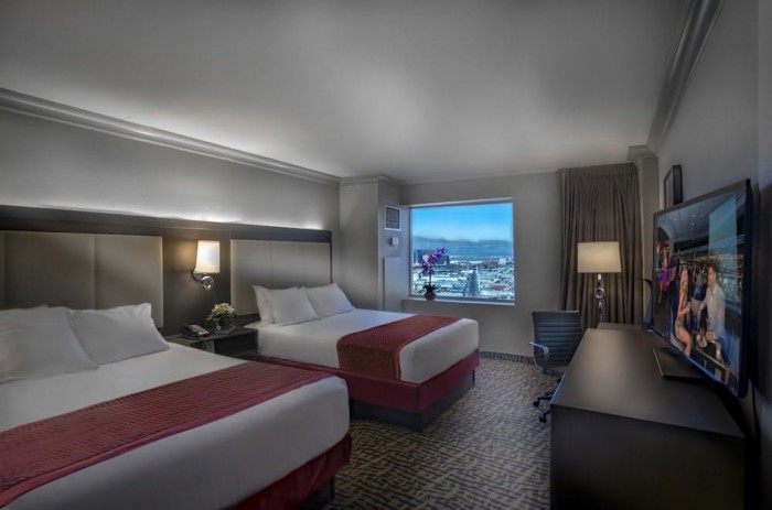 Guestroom | Suites at Stratosphere Hotel, Casino & Tower, BW Premier Collection