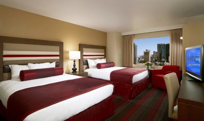 Guestroom | Suites at Stratosphere Hotel, Casino & Tower, BW Premier Collection