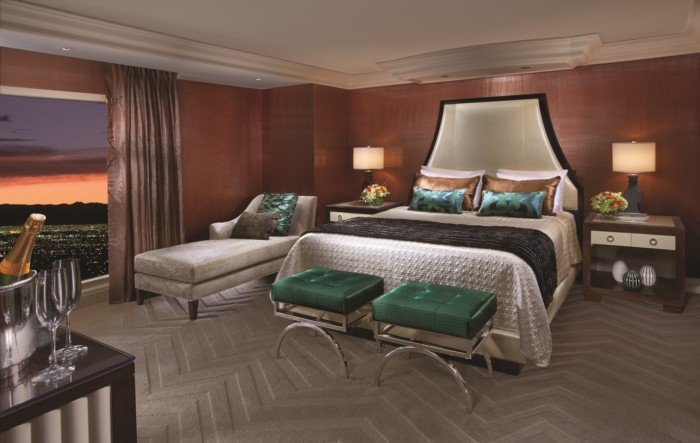 https://suiteness.imgix.net/destinations/las-vegas/bellagio/suites/two-bedroom-tower-suite/bedroom.jpg?w=96px&h=64px&crop=edges&auto=compress,format