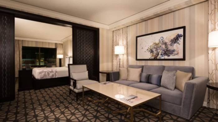 https://suiteness.imgix.net/destinations/las-vegas/caesars-palace/suites/octavius-premium-suite-1-king-2-queens/seating-area.jpg?w=96px&h=64px&crop=edges&auto=compress,format