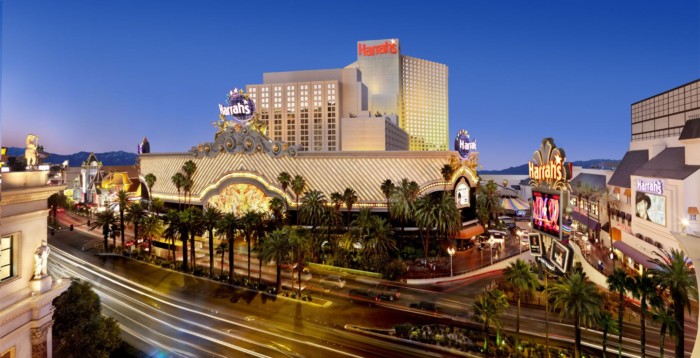 https://suiteness.imgix.net/destinations/las_vegas/harrahs_hotel_and_casino_las_vegas/harrahs-hotel-casino-las-vegas.jpg?w=96px&h=64px&crop=edges&auto=compress,format