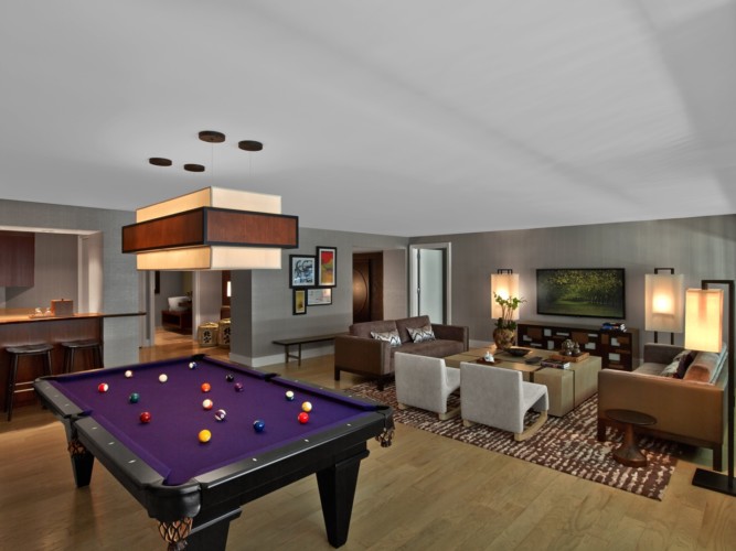 Vegas, Nobu hotel near Caesars Palace resort and casino, the Sake Suite with pool table