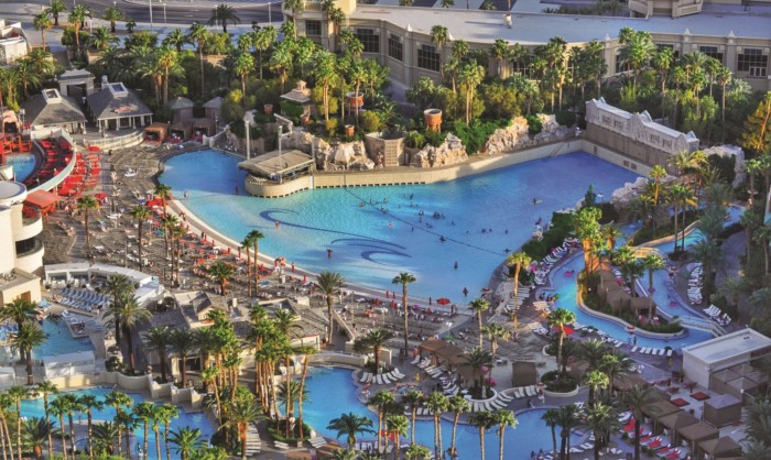 Mandalay Bay Pool Hero | Suites at Mandalay Bay Resort and Casino