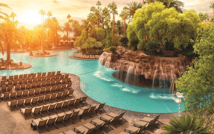 Mirage Pool | Suites at Mirage Resort & Casino